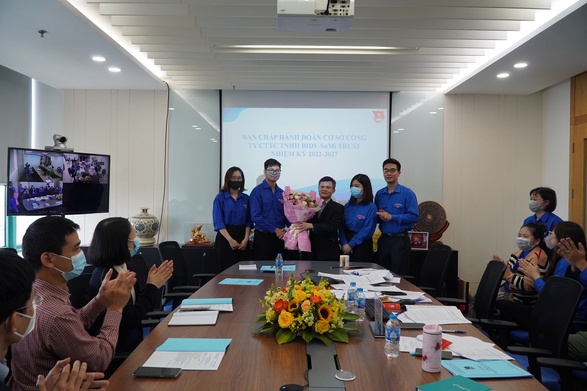 Representatives of BSL board of executives congratulated the Committee of tenure 2022-2027.